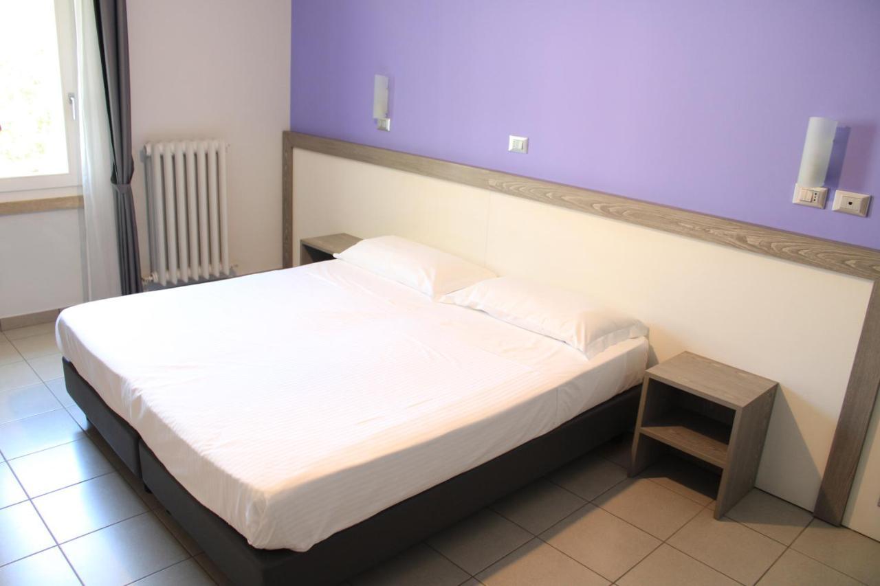 Poggio Rusco Hotel Savoia מראה חיצוני תמונה
