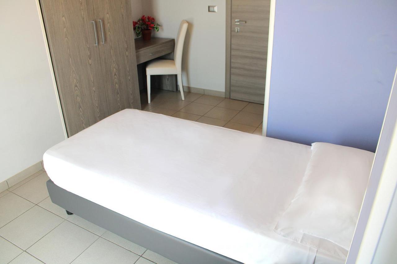 Poggio Rusco Hotel Savoia מראה חיצוני תמונה