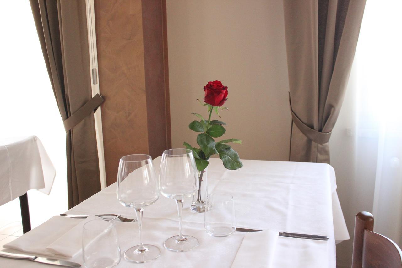 Poggio Rusco Hotel Savoia מראה חיצוני תמונה